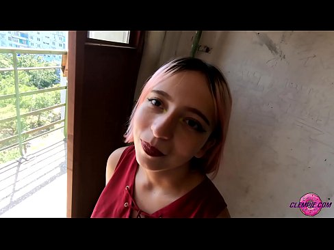 ❤️ Ikasle sentsuak arrotz bat zurrupatzen du kanpoaldean - Cum On His Face ❤❌ Pornografia gurean eu.mumsp.ru